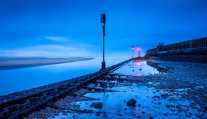 blue light at the mouth of the Rother