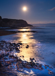 moonrise over Rock-a-Nore Hastings 2